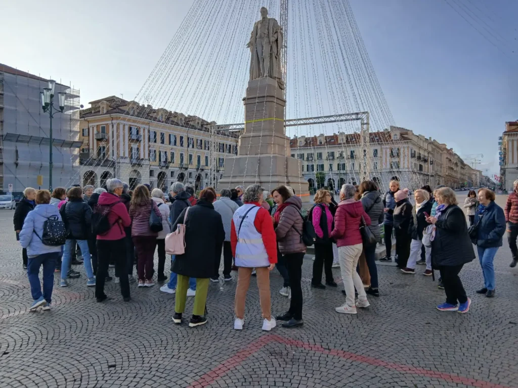 Il gruppo in piazza Galimberti